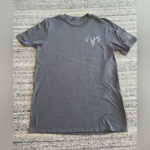 Buck Wear Grey Patriotic Gun Rights Graphic Tee